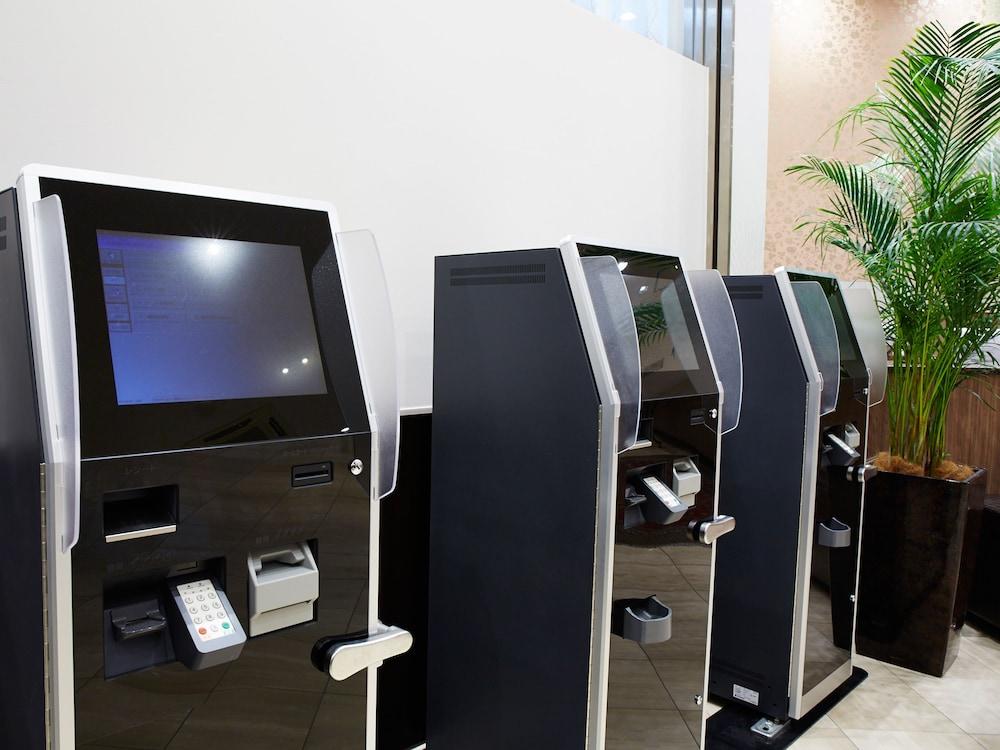 S.Training Center Hotel Oszaka Kültér fotó