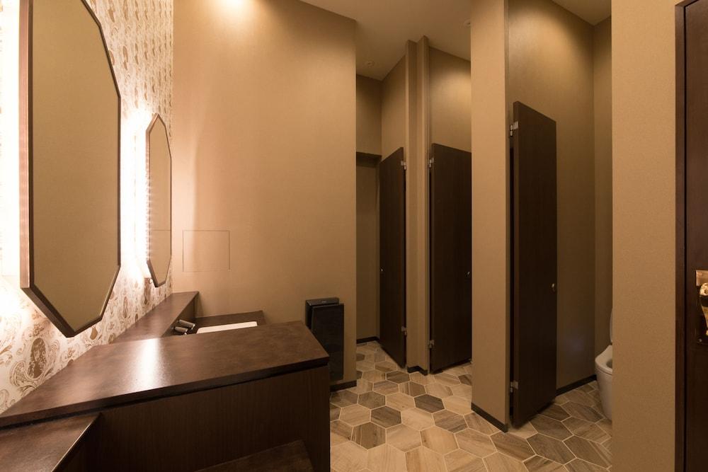 S.Training Center Hotel Oszaka Kültér fotó