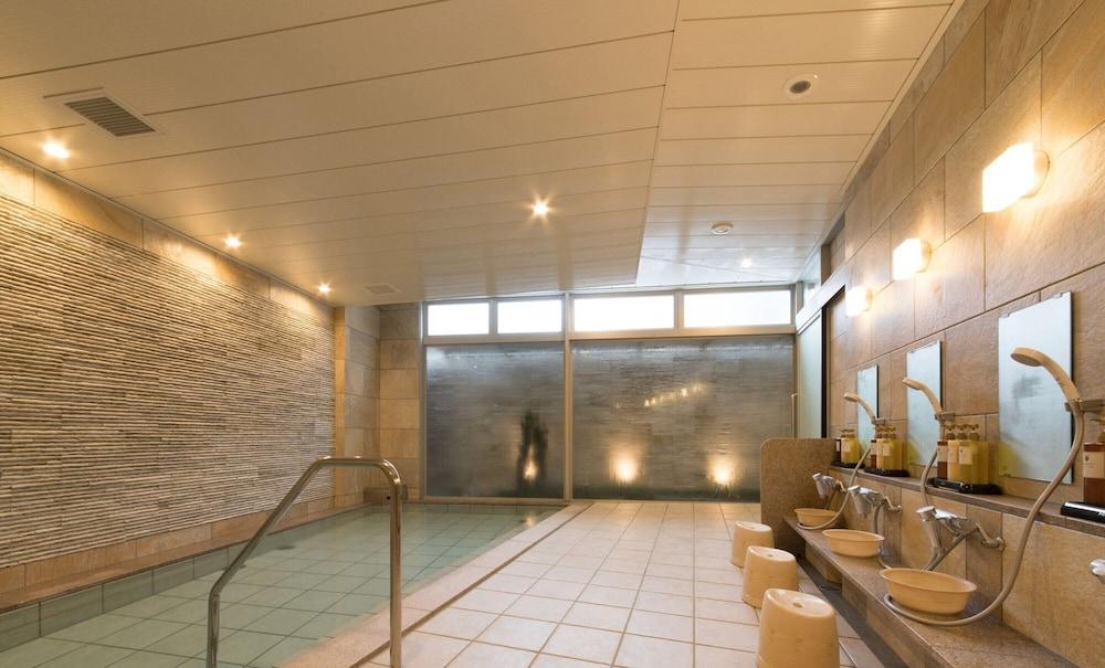 S.Training Center Hotel Oszaka Kültér fotó