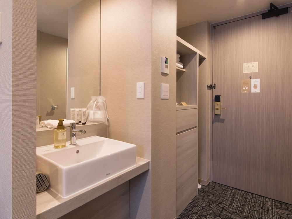 S.Training Center Hotel Oszaka Kültér fotó