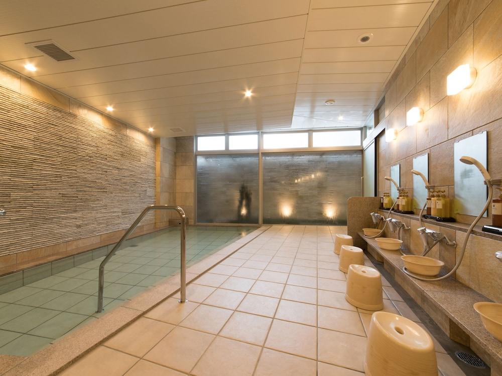 S.Training Center Hotel Oszaka Kültér fotó