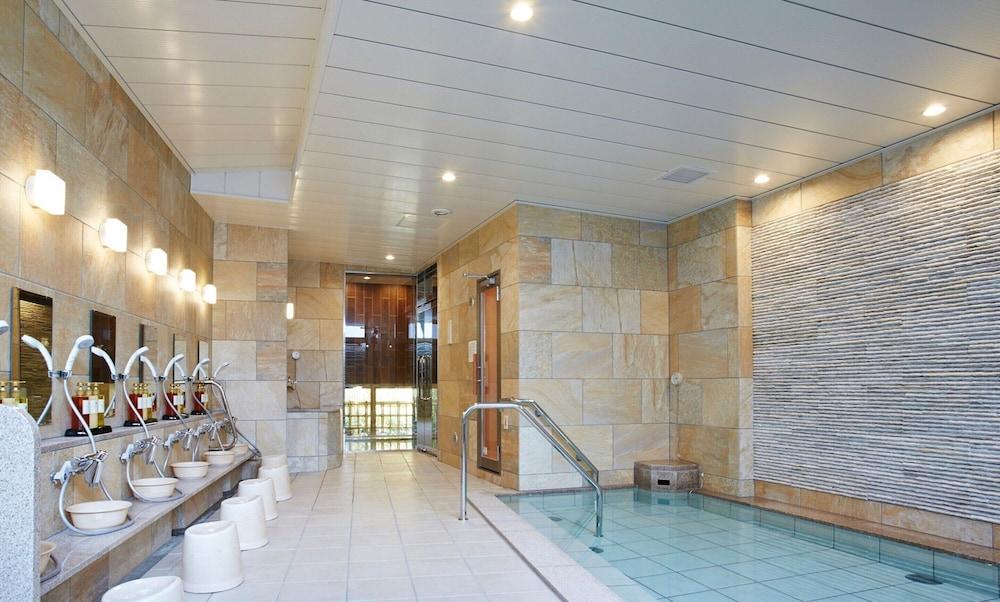 S.Training Center Hotel Oszaka Kültér fotó