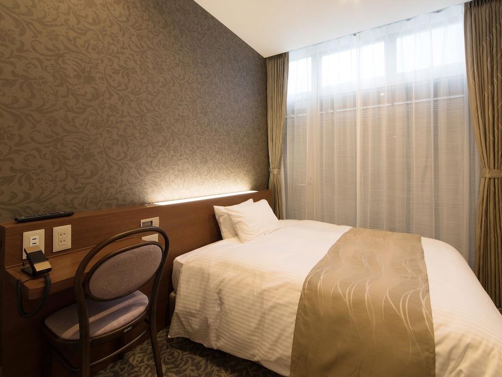 S.Training Center Hotel Oszaka Kültér fotó