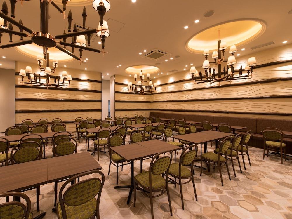S.Training Center Hotel Oszaka Kültér fotó